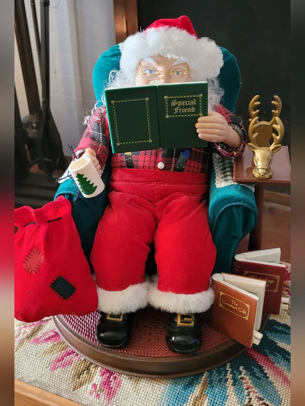 Vtg Collectible Santa. Moving Parts W/3 Books.  Battery Operated